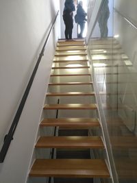 rehabilitaci&oacute;n de escaleras interiores de vivienda